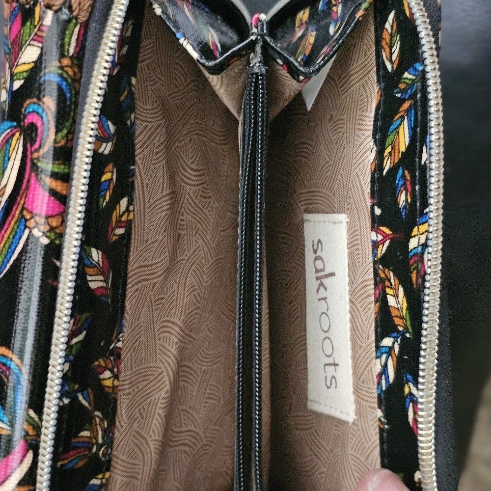 Ladies Wallet - Picture 4 of 5